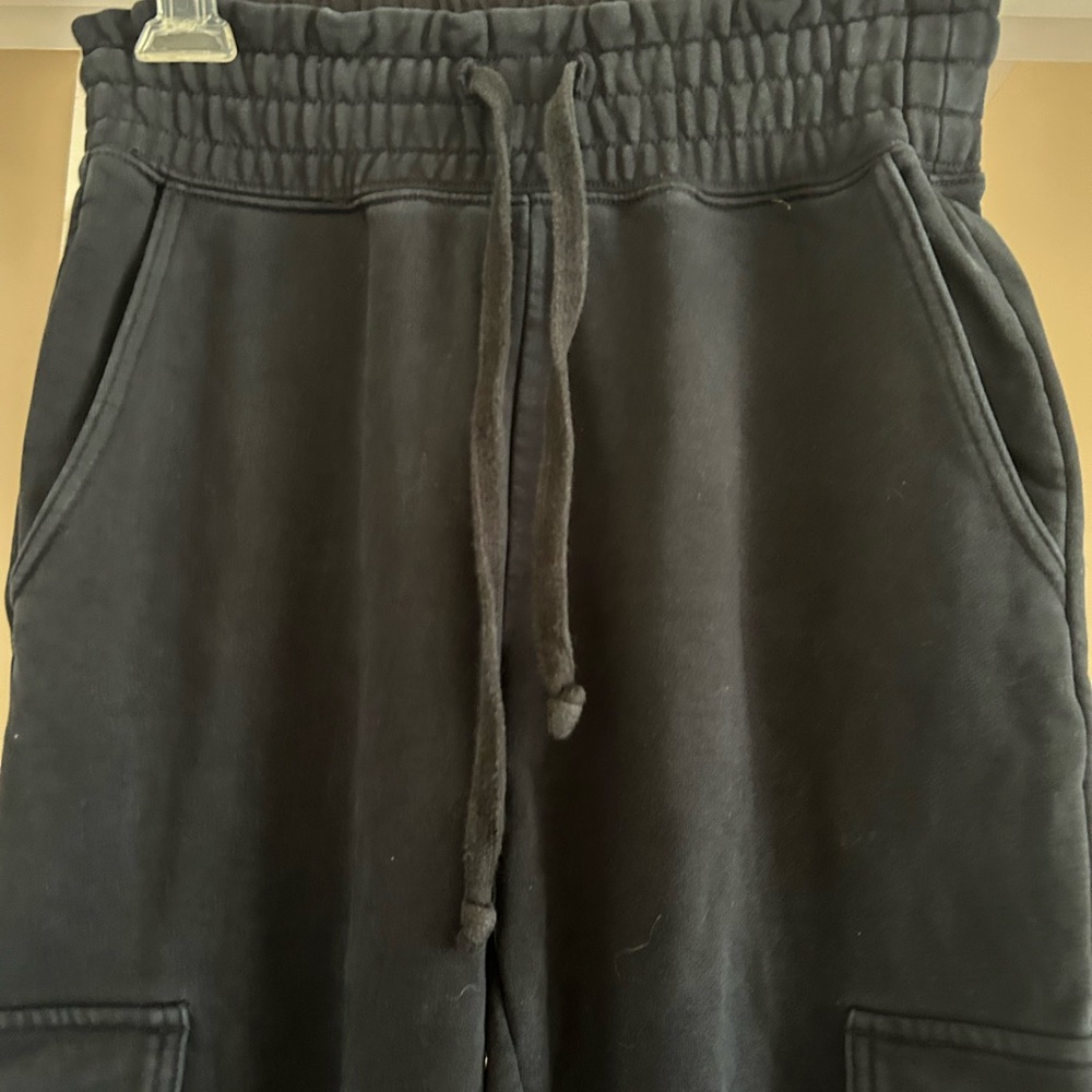 Fabletics Black Joggers. XS. Elastic waist, pockets. Drawstring.  Athletic - Picture 3 of 4